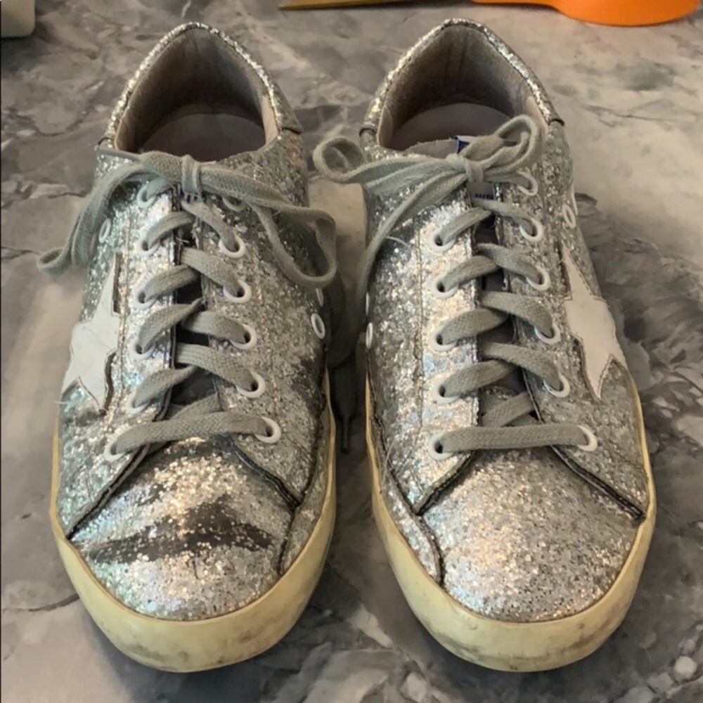 GOLDEN GOOSE SNEAKERS WITH DUST BAG